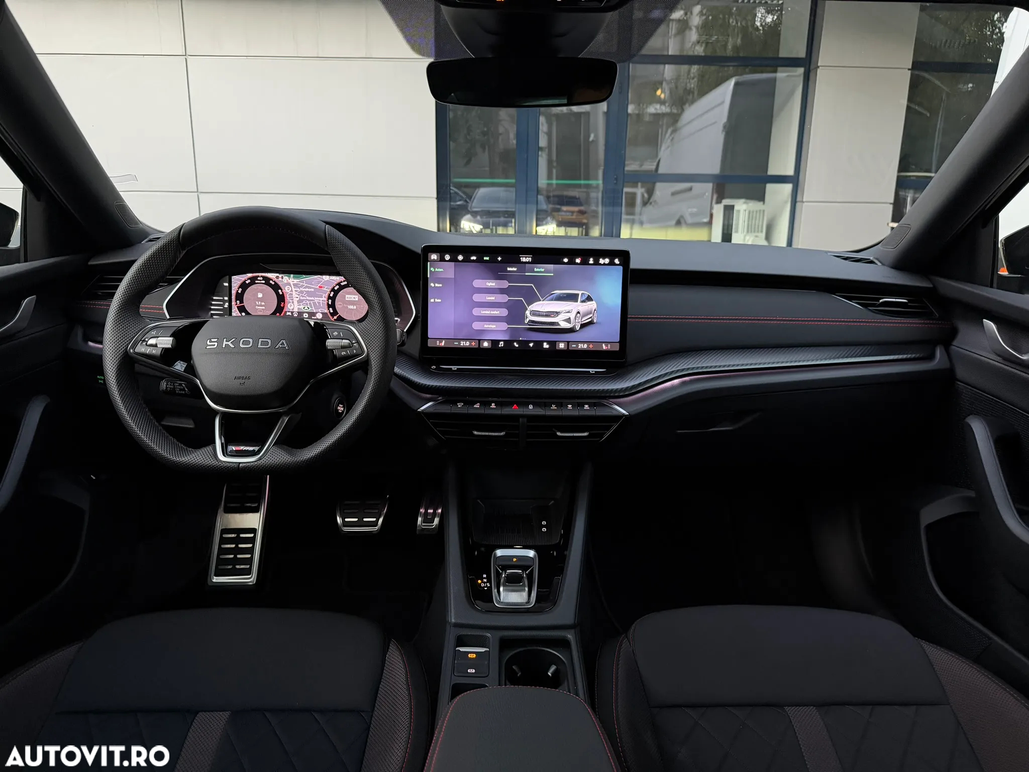 Skoda Octavia Combi 2.0 TSI 265 CP DSG RS - 16