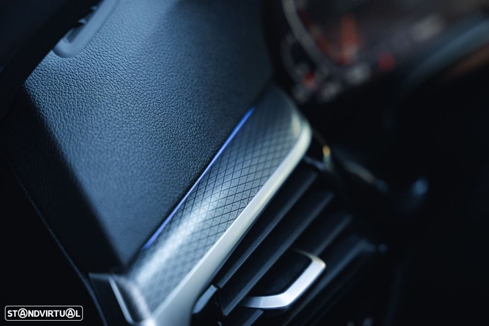 BMW 520 d Pack M Auto - 36