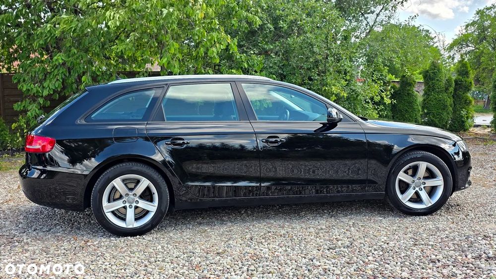 Audi A4 Avant - 16