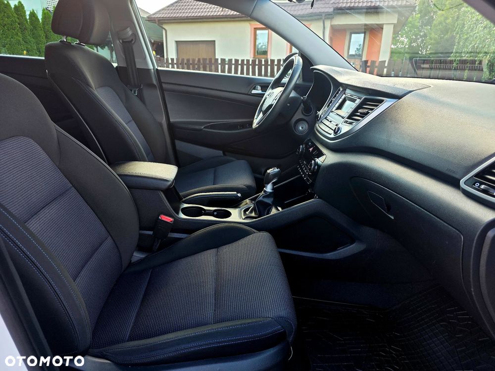Hyundai Tucson 1.6 GDI BlueDrive Style 2WD - 9