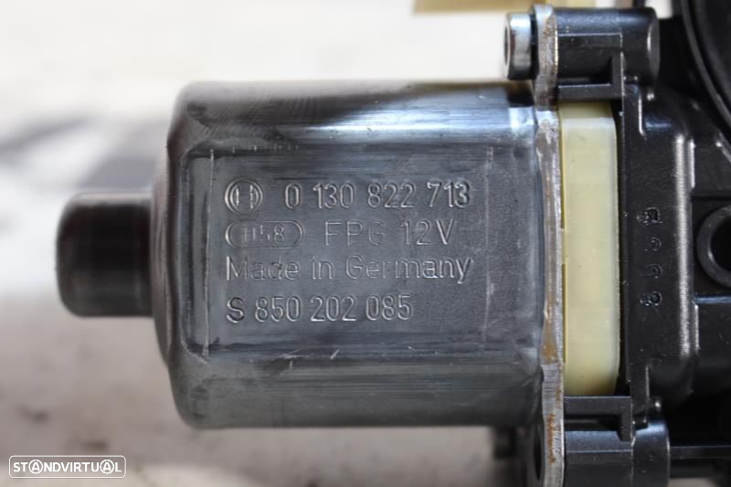 Motor Do Elevador De Vidro Traseiro Esquerdo Seat Leon (5F1)  5Q095980 - 8