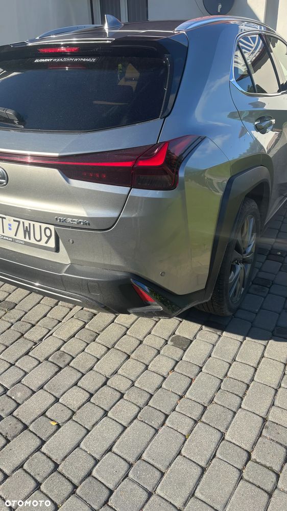 Lexus UX 250h GPF F Sport Design 2WD - 5