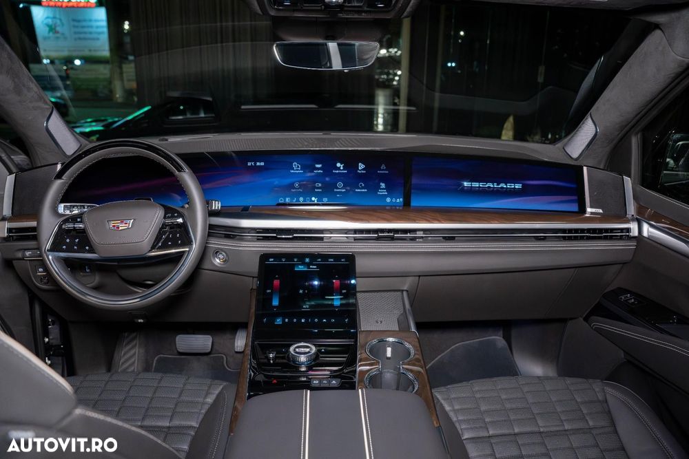 Cadillac Escalade - 14