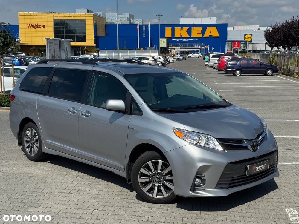 Toyota Sienna 3.5 V6 XLE AWD - 2