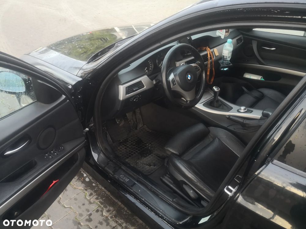 BMW Seria 3 320d DPF Touring Edition Fleet - 9