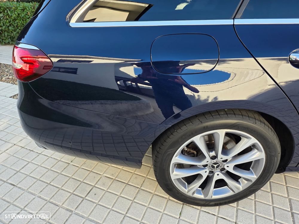Mercedes-Benz E 220 d Avantgarde 7L - 16