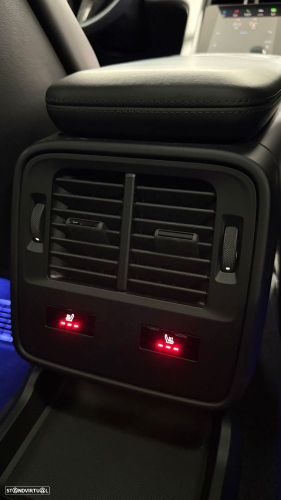 Porsche Taycan Sport Turismo GTS - 23