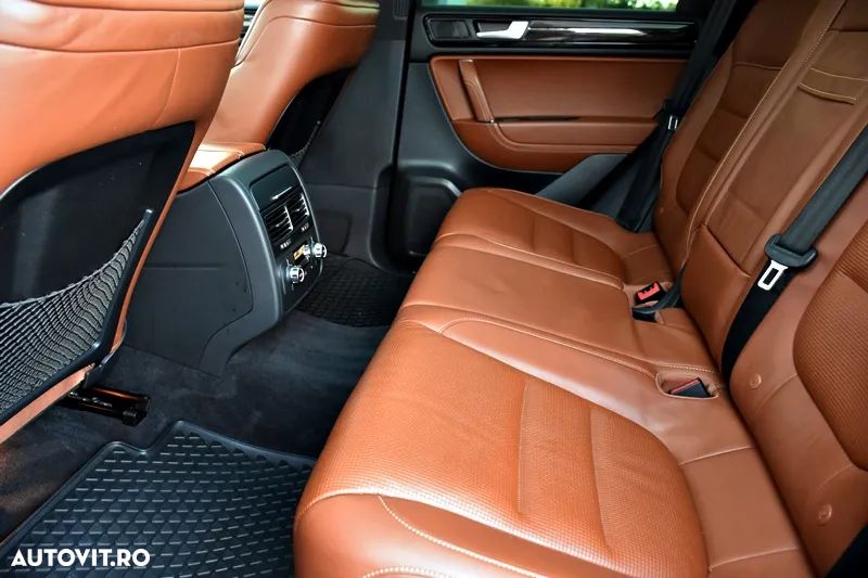 Volkswagen Touareg 3.0 V6 TDI BMT - 13
