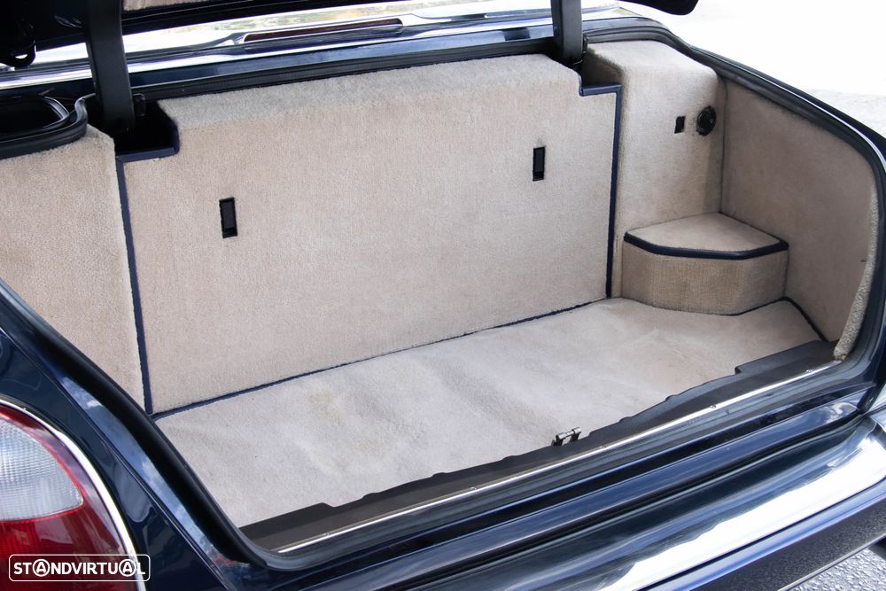 Rolls Royce Corniche Standard - 54