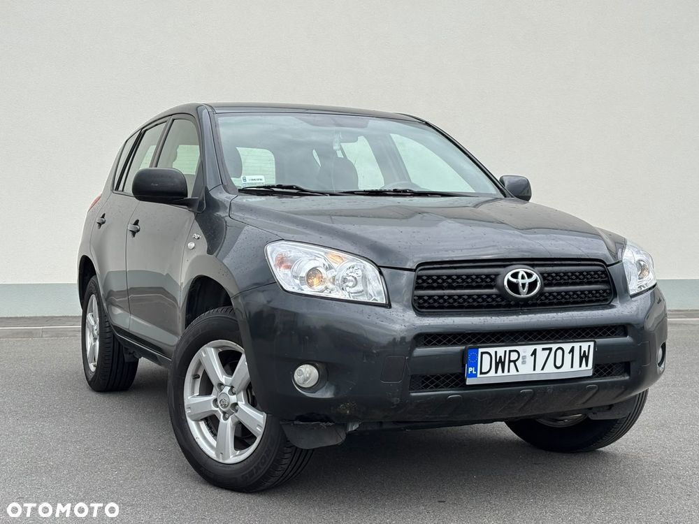 Toyota RAV4 2.2 D-4D 4x4 - 5