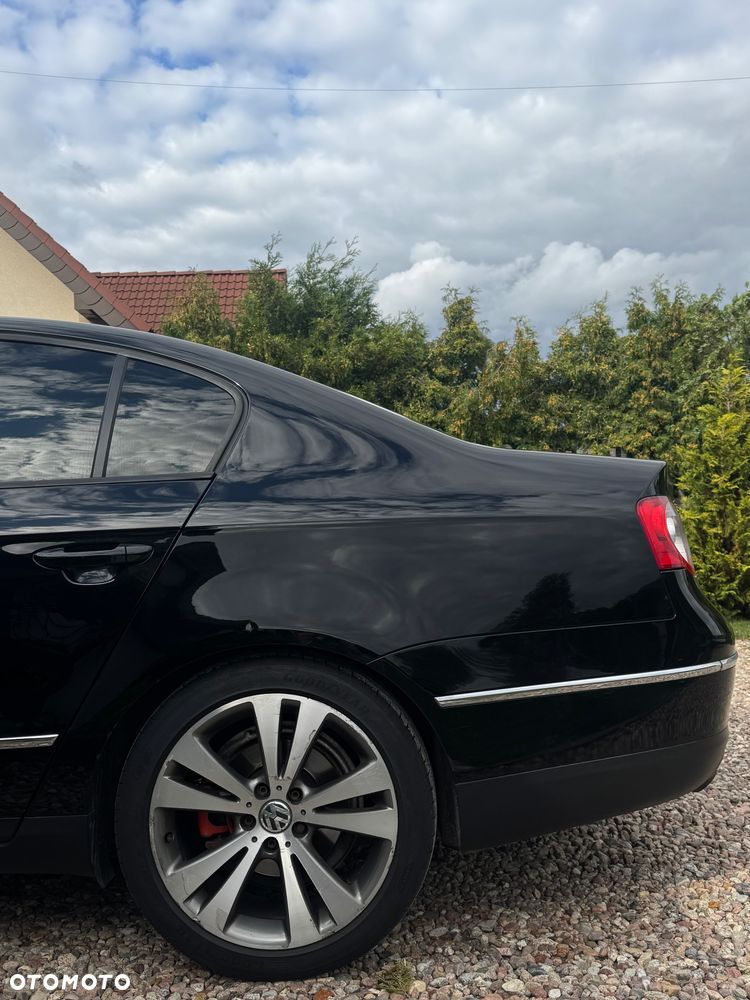 Volkswagen Passat 2.0 TDI Highline - 4
