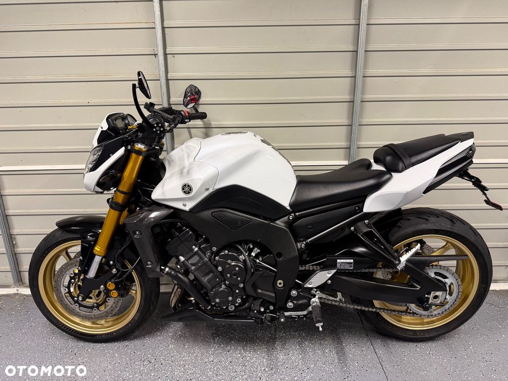 Yamaha FZ8 - 13