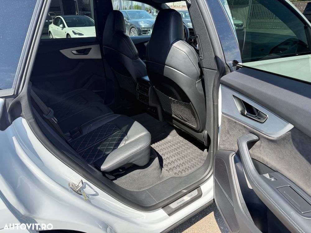 Audi Q8 3.0 55 TFSI quattro Tiptronic MHEV - 11