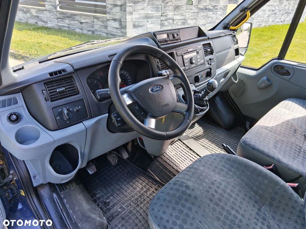Ford Transit - 7