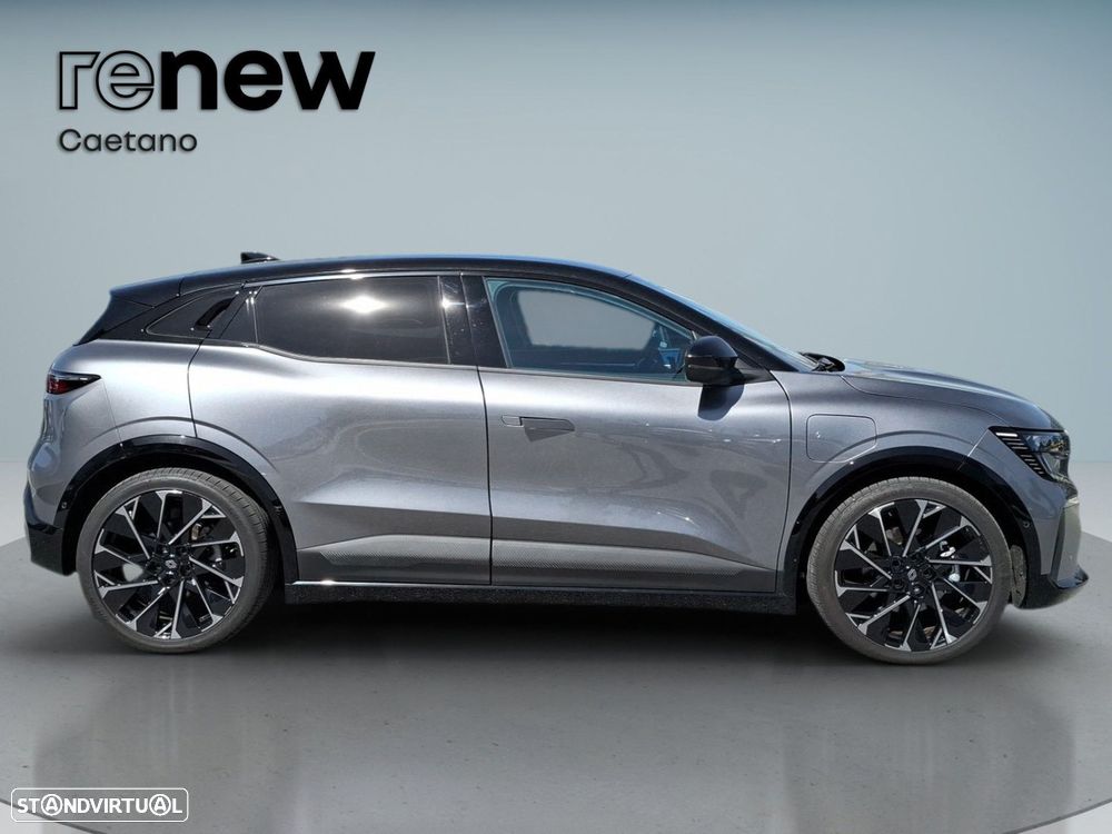 Renault Mégane E-Tech - 9