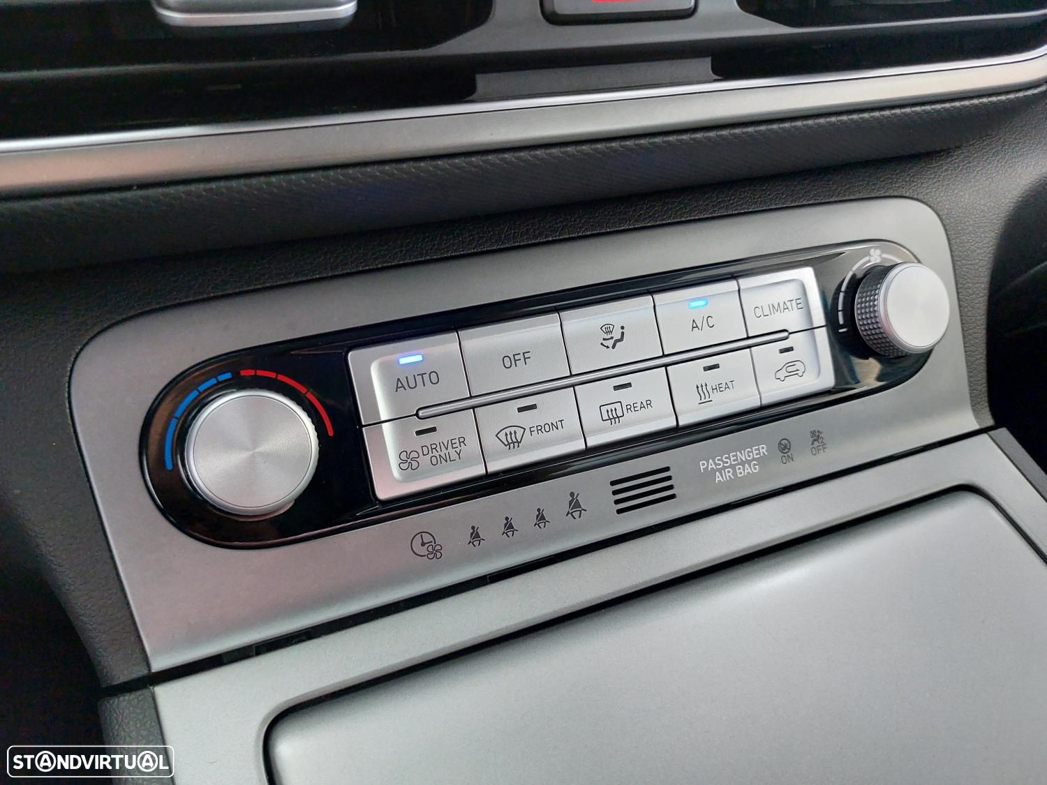 Hyundai Kauai EV 64 kWh Premium - 38