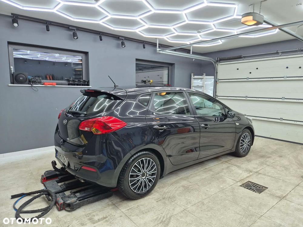 Kia Ceed 1.4 M - 14