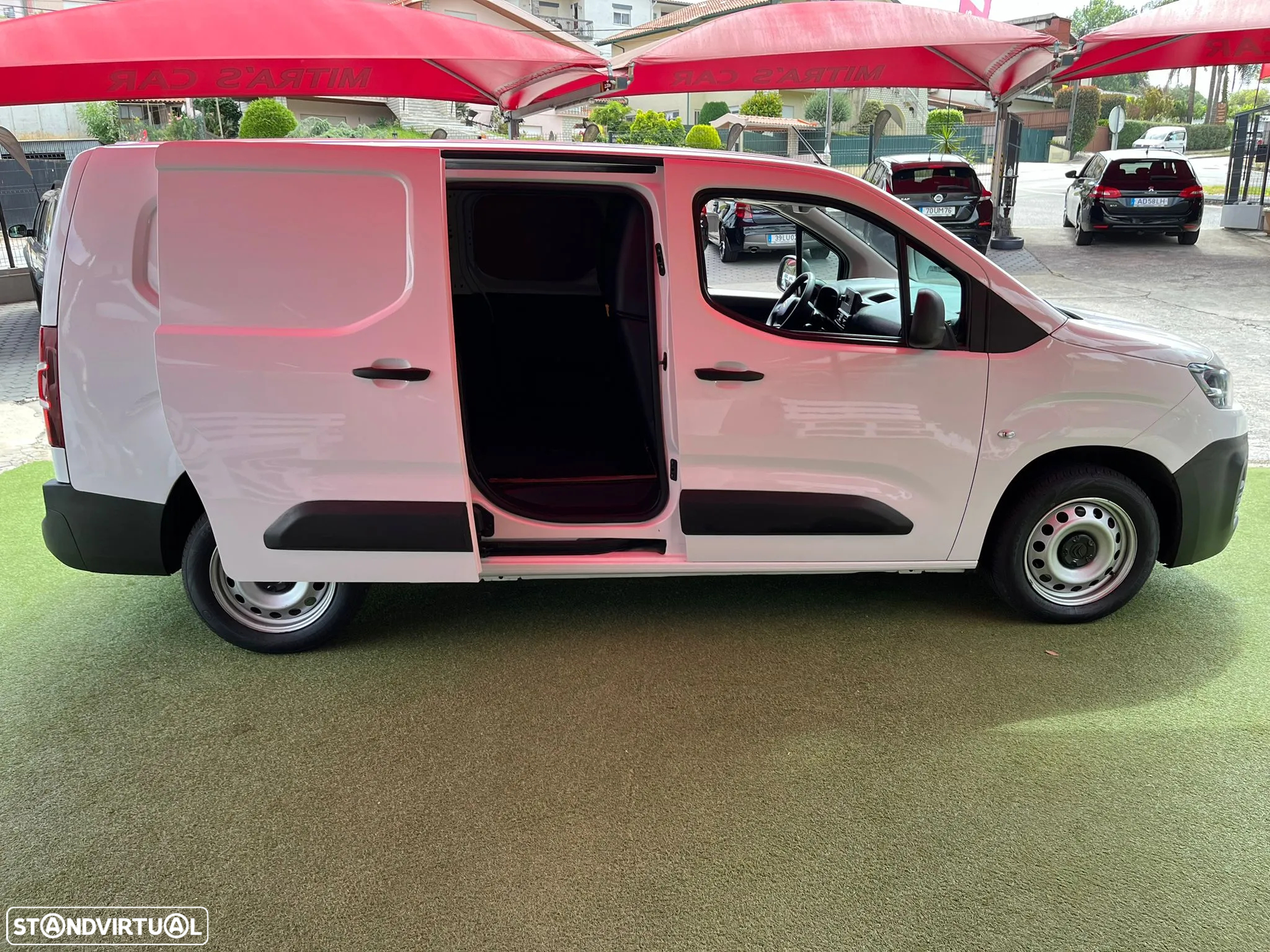 Citroën Berlingo Longa | 1.5 HDI | 3 Lug. - 8