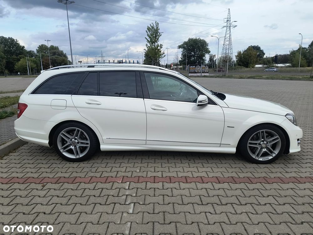 Mercedes-Benz Klasa C 250 CDI DPF 4Matic 7G-TRONIC BlueEFFICIENCY Avantgarde - 4