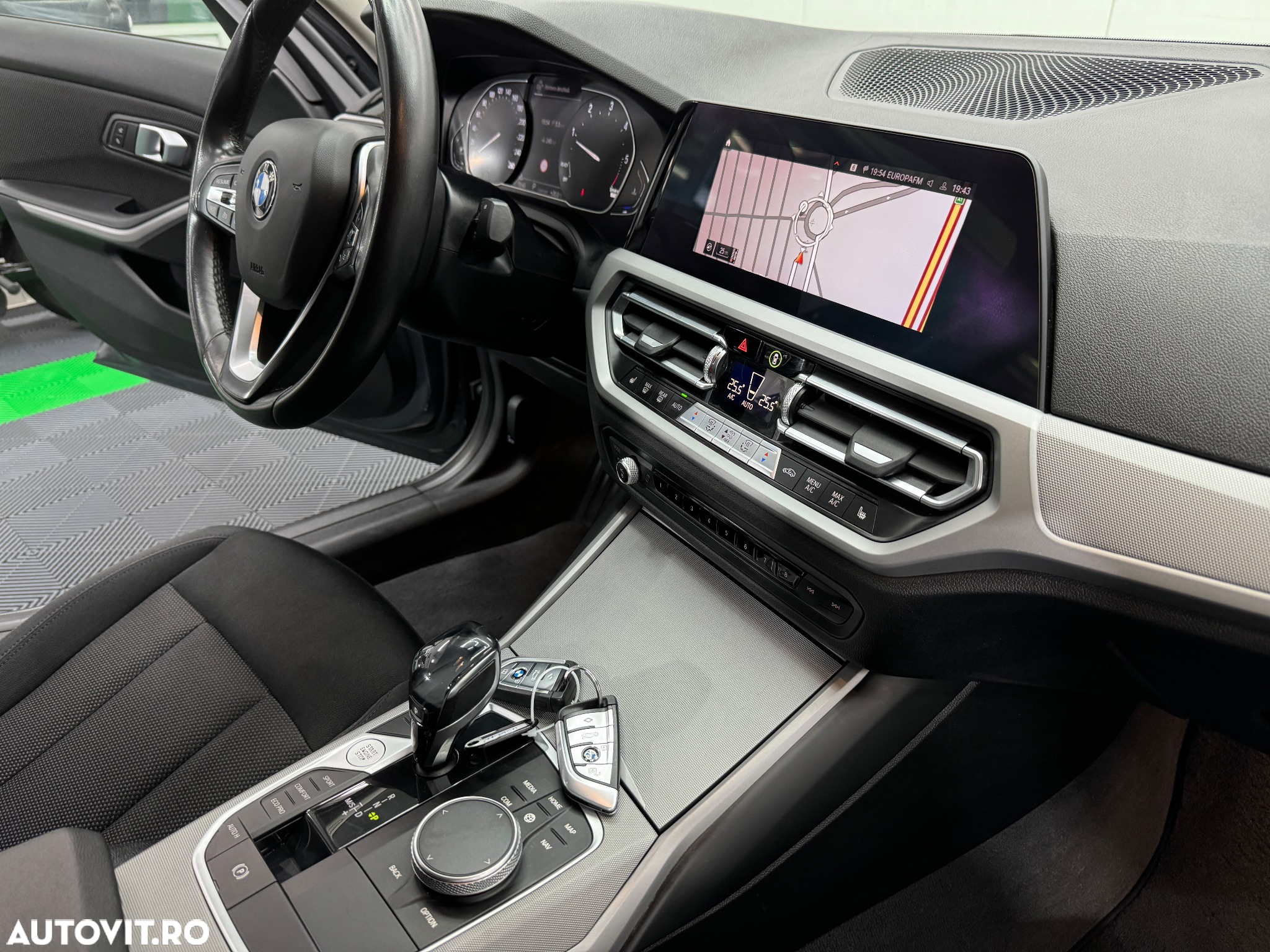 BMW Seria 3 320d xDrive AT Advantage - 18