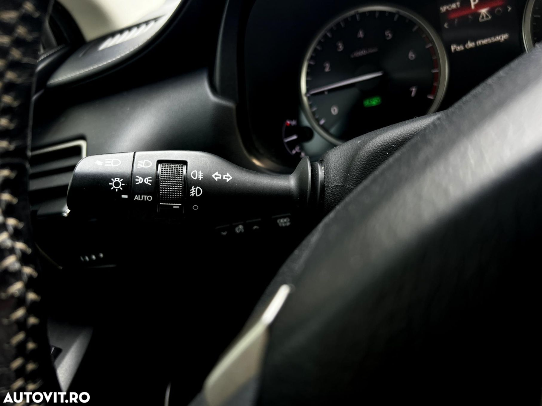 Lexus Seria NX - 17