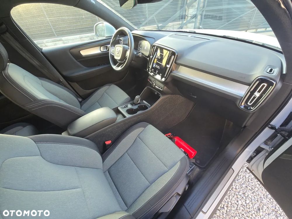 Volvo XC 40 T4 Plug-In Hybrid Core - 8