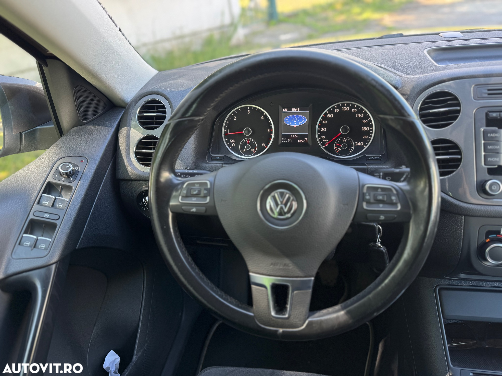 Volkswagen Tiguan 2.0 TDI 4Motion Sport & Style - 26