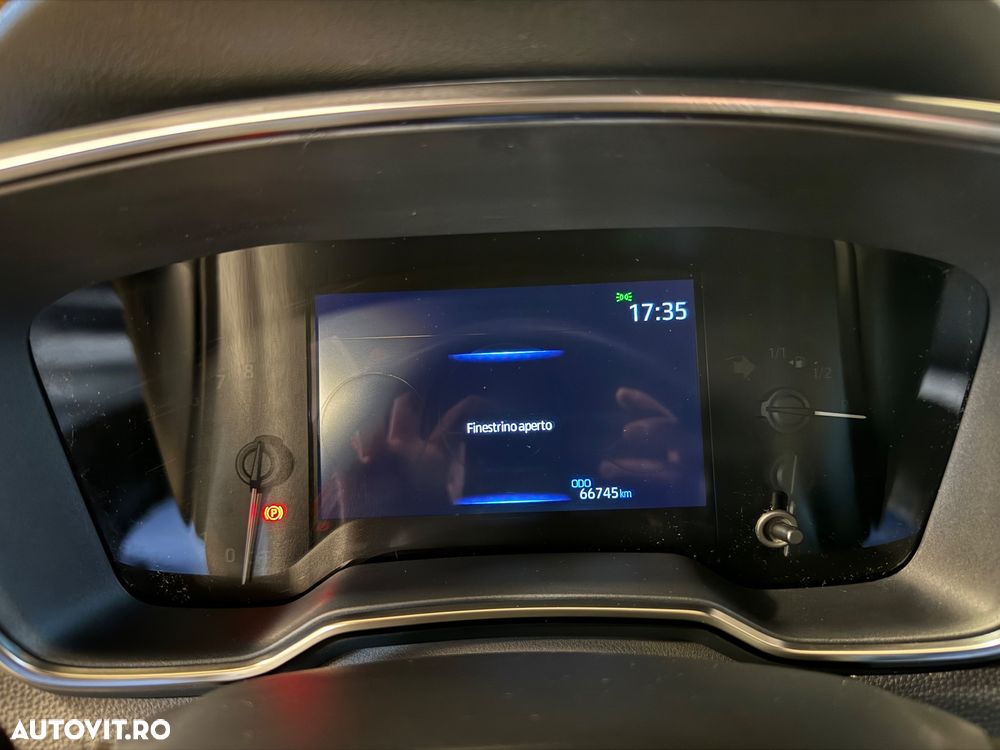 Toyota Corolla 2.0 Hybrid GR Sport - 14