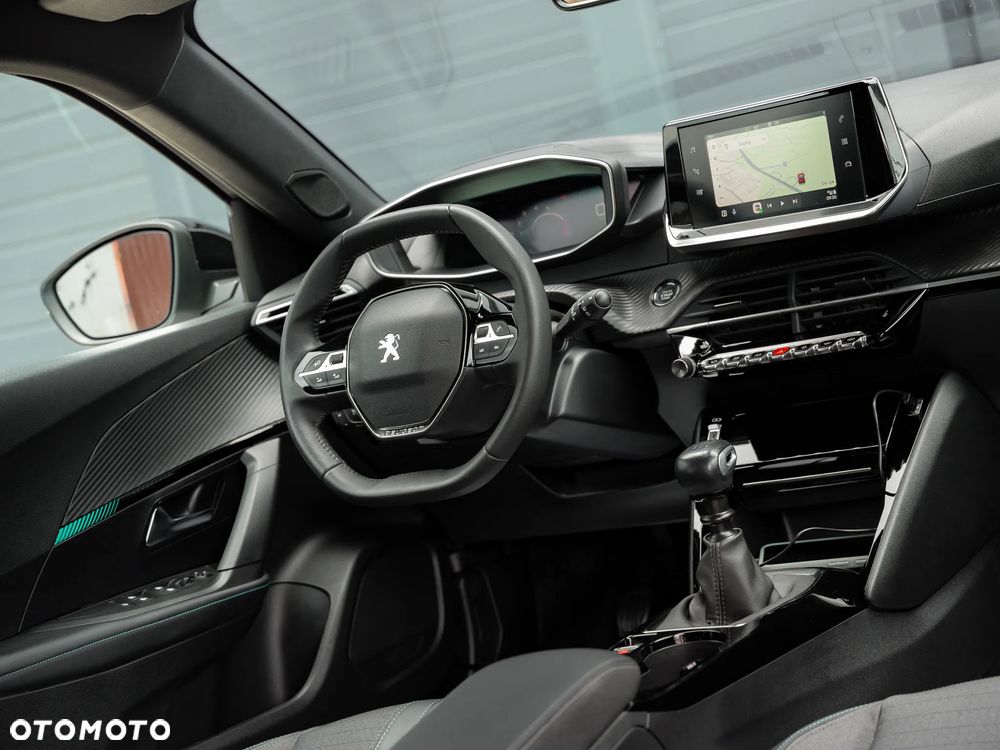 Peugeot 2008 PureTech 130 Stop&Start Allure - 23