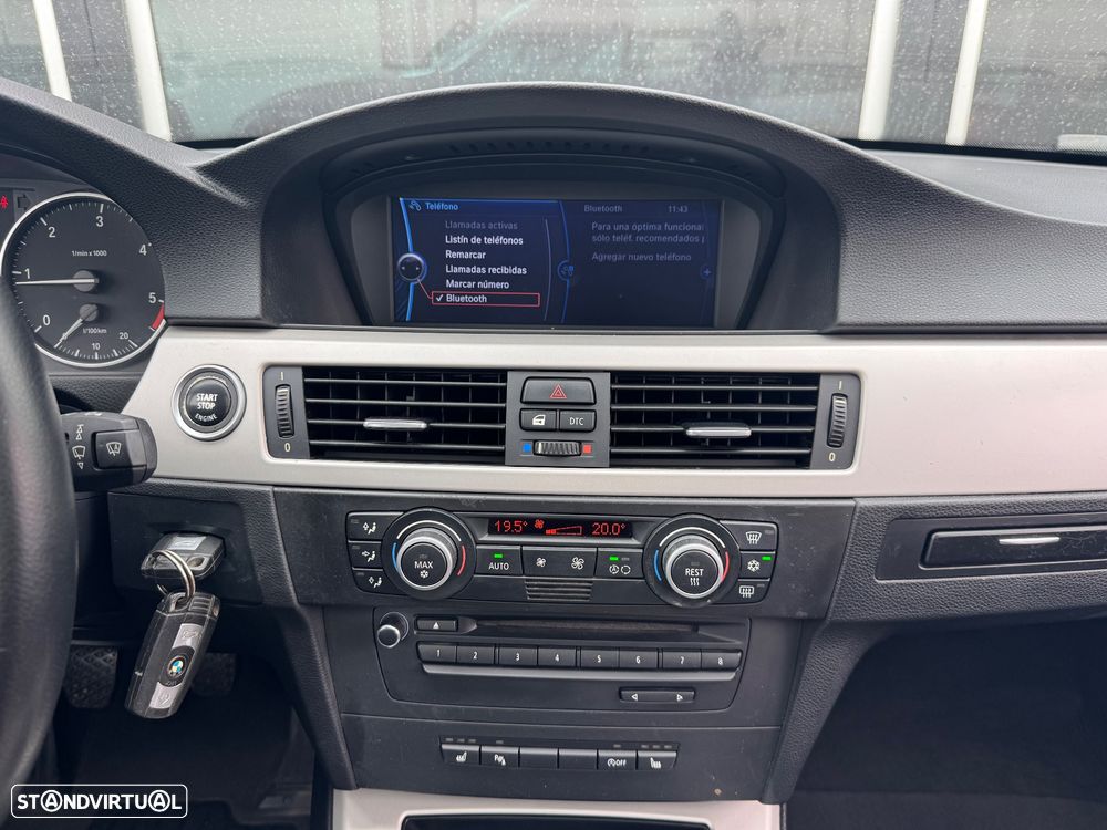 BMW 320 d Touring Sport - 15
