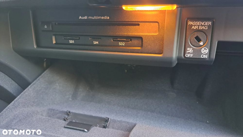 Audi A4 Limousine 2.0 TDI S tronic sport - 14