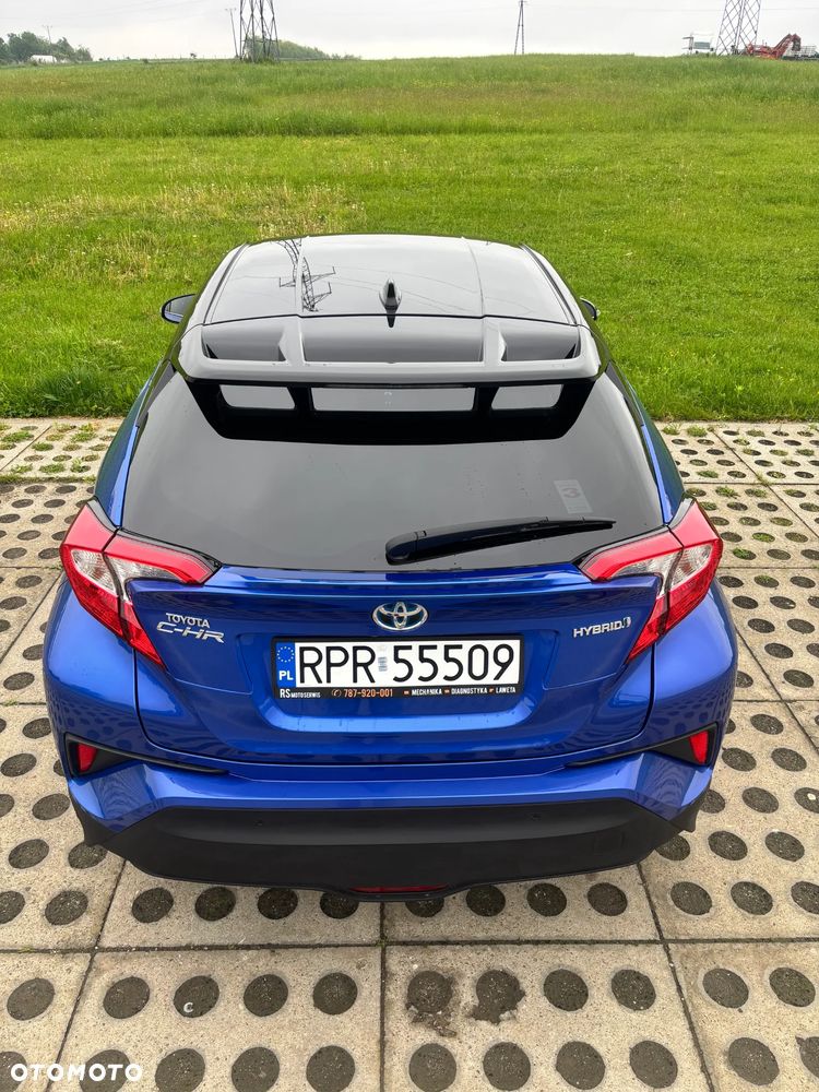 Toyota C-HR Flow - 10