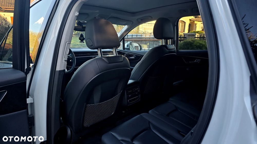 Audi Q7 55 TFSI mHEV Quattro Tiptr - 35