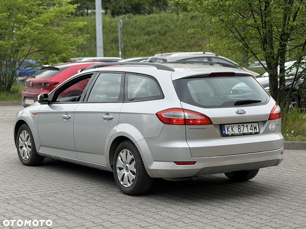 Ford Mondeo - 4