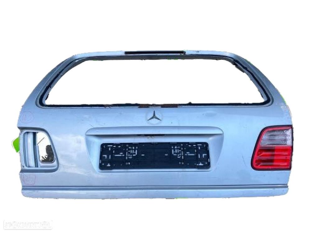 Tampa Mala Mercedes-Benz E-Class (W210) - 1