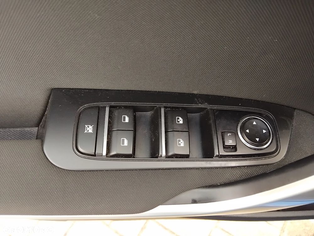 Kia Ceed 1.5 T-GDI M - 15