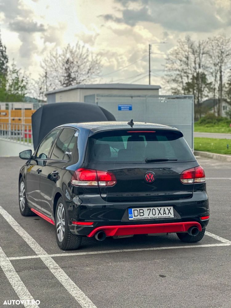 Volkswagen Golf 2.0 GTI DSG - 2