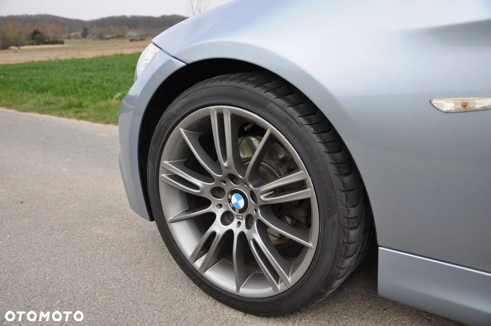 BMW Seria 3 320d - 29