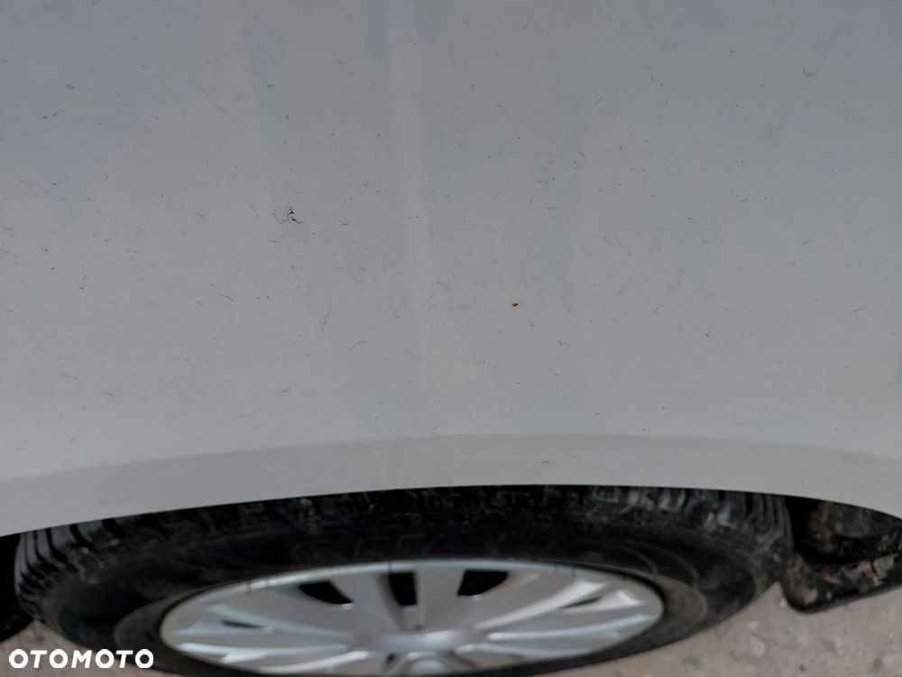 Volkswagen Caddy 2.0 TDI Comfortline - 27