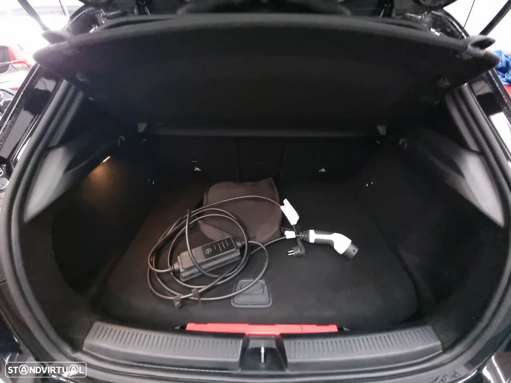 Mercedes-Benz A 250 e Progressive - 11