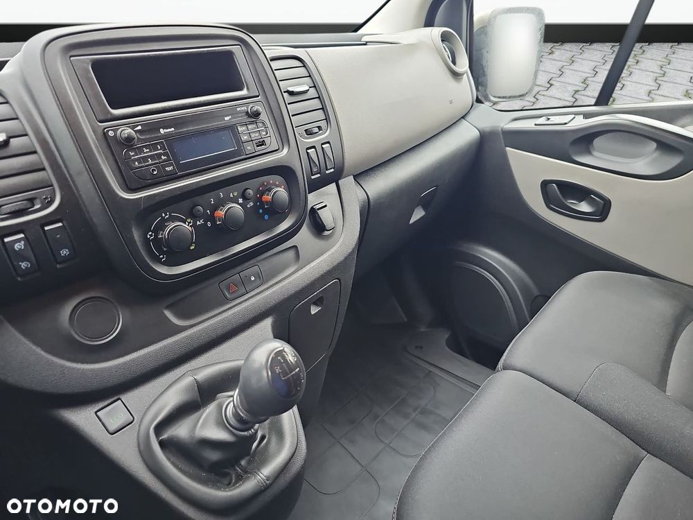 Renault Trafic 1.6 dCi - 21