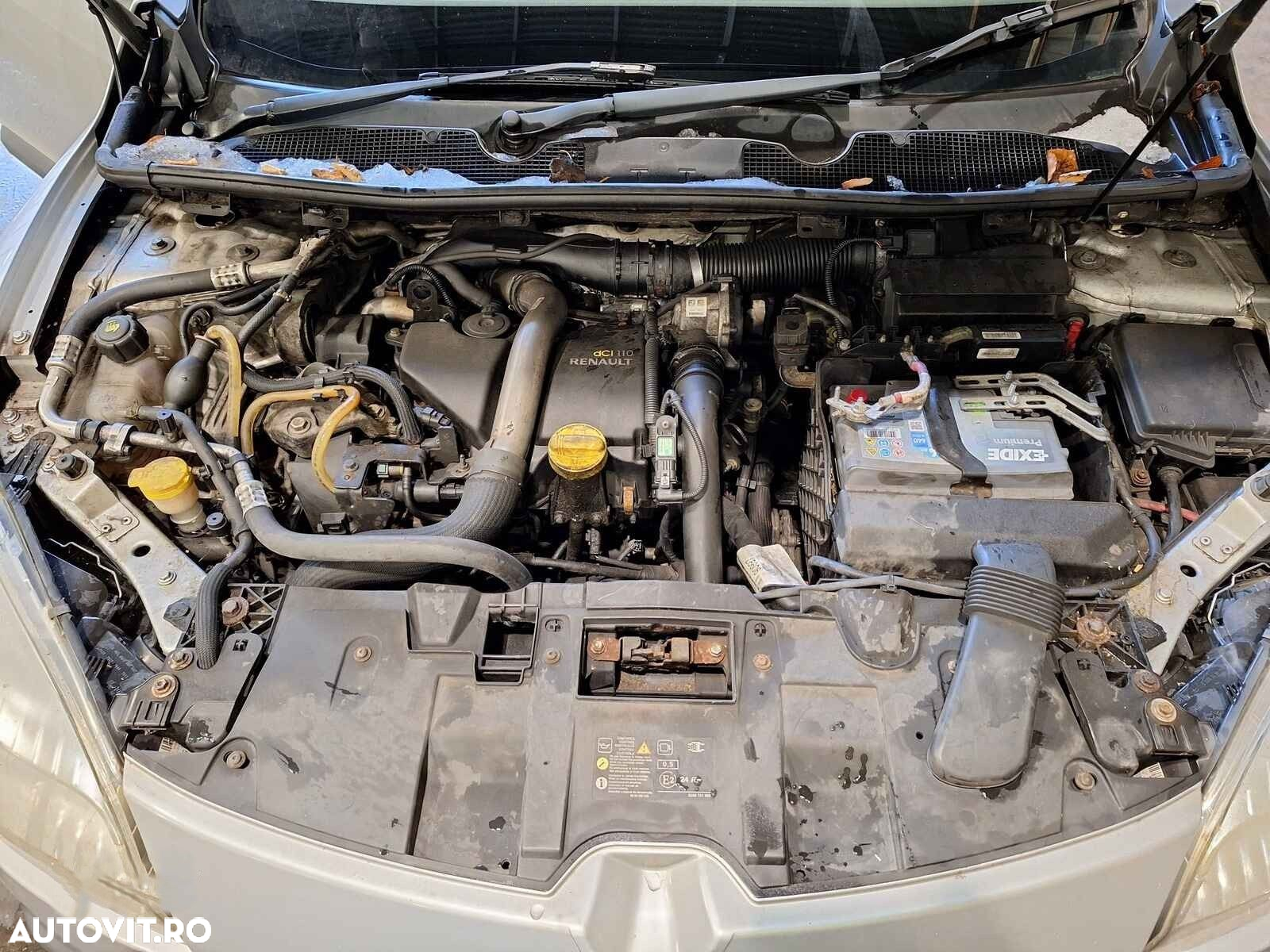 Capota Motor  Renault Megane 2011 Break Argintiu - 7