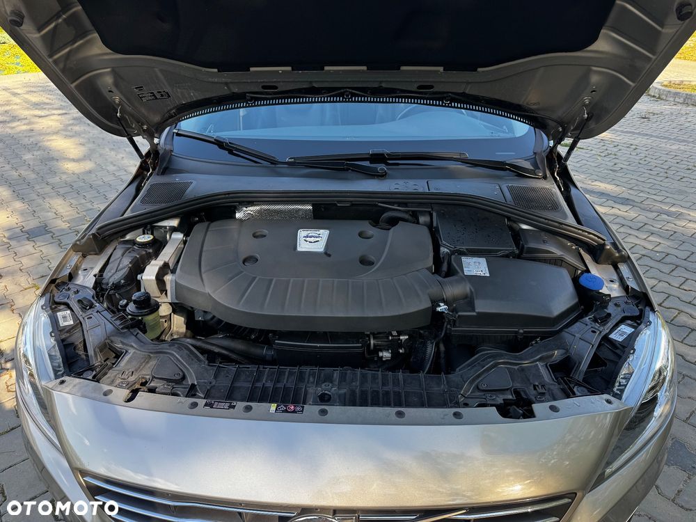Volvo S60 D3 Geartronic Kinetic - 19