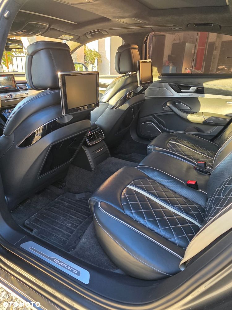 Audi A8 - 2