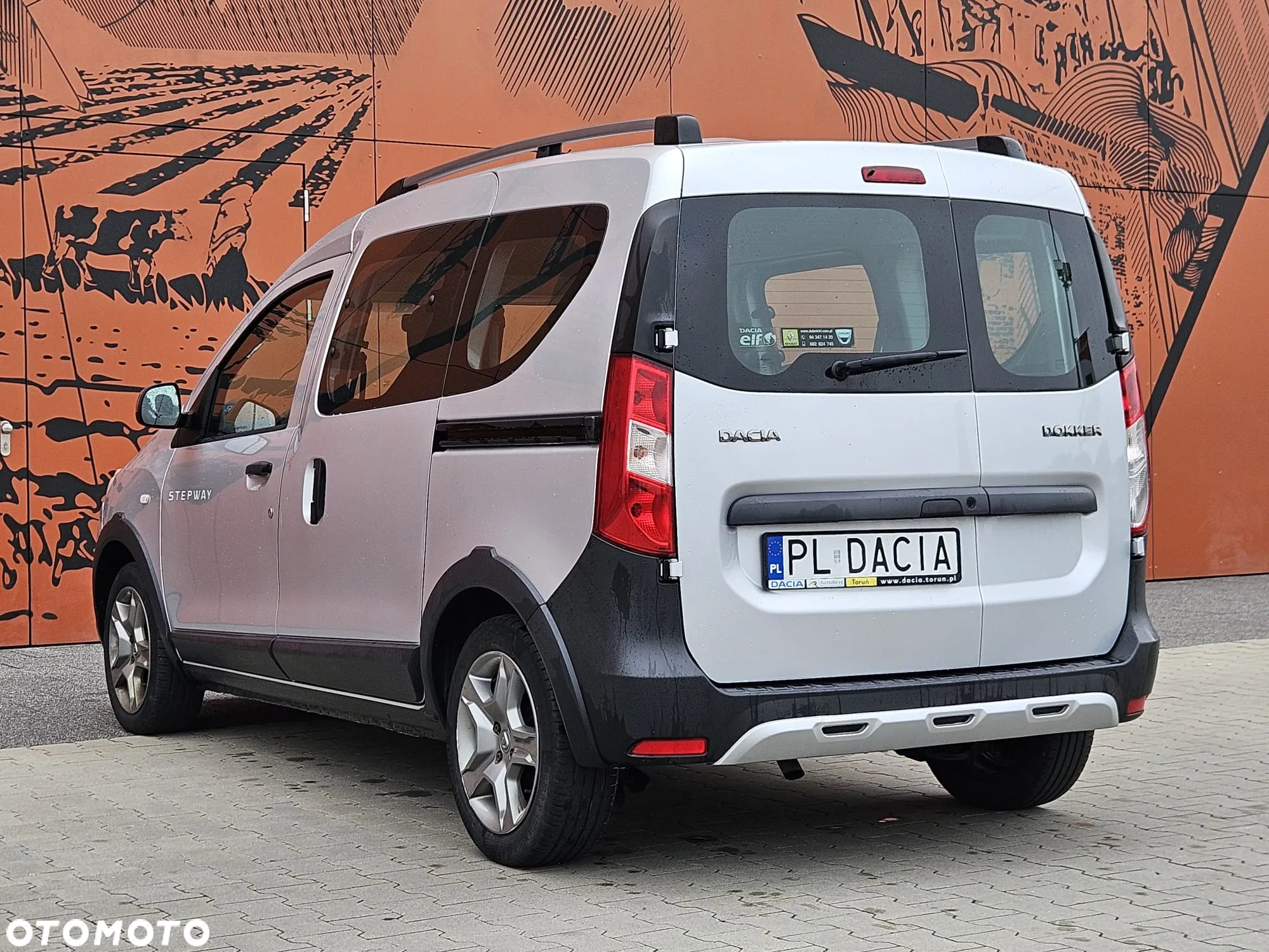 Dacia Dokker 1.6 SCe Stepway - 11