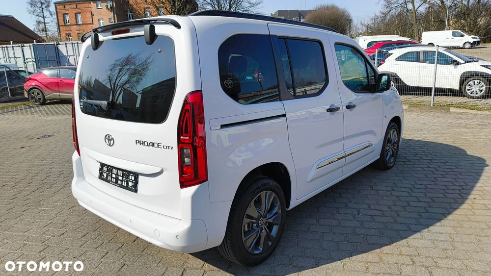 Toyota Proace City Verso - 10