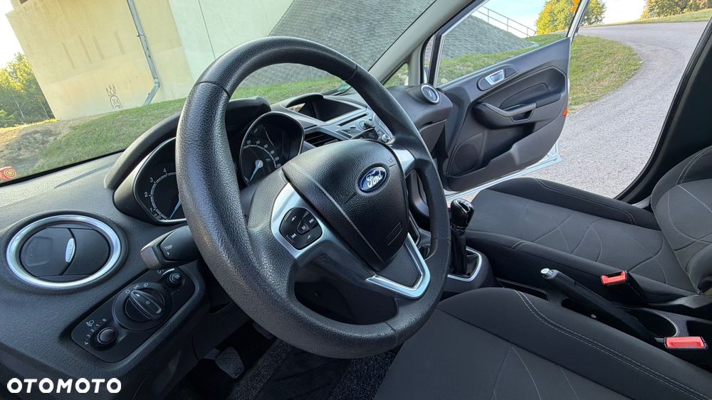 Ford Fiesta - 21