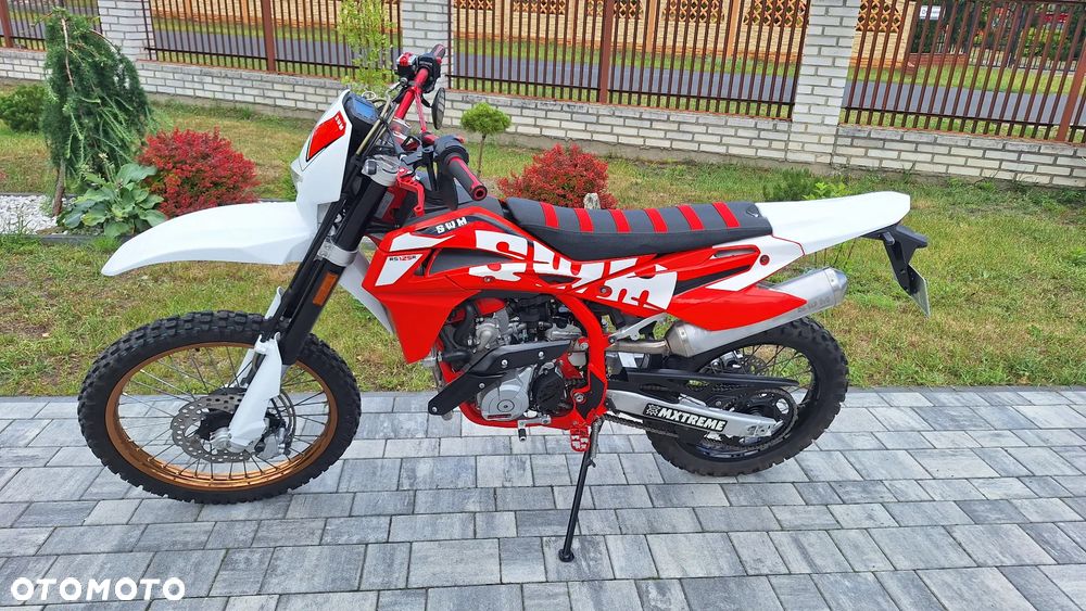 SWM RS 125 R - 1