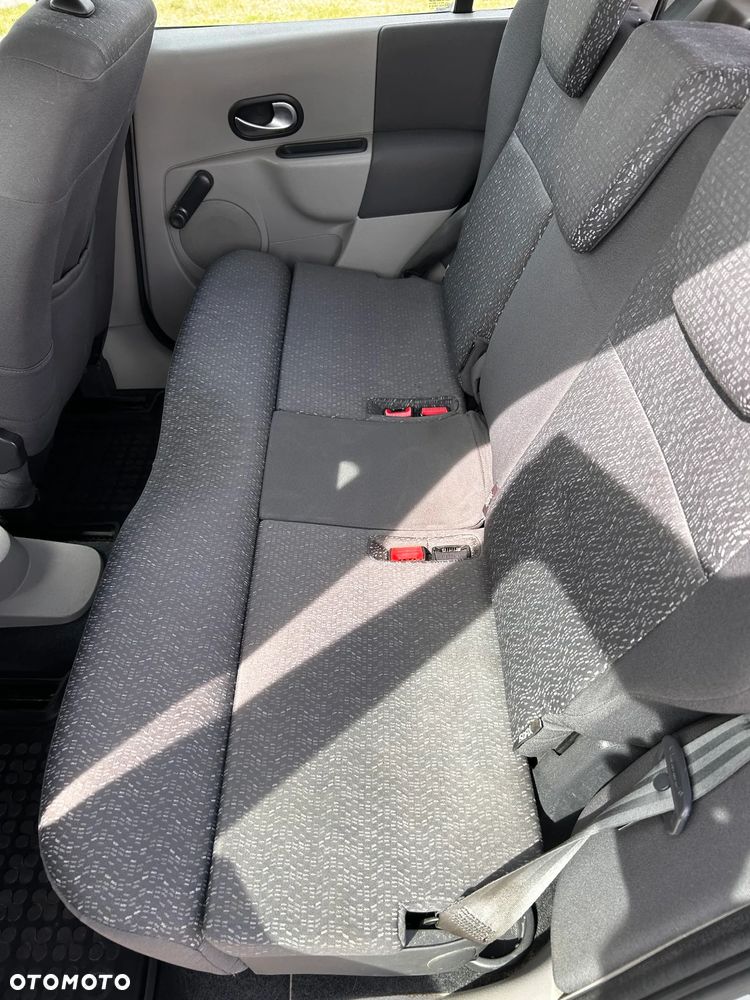 Renault Modus 1.2 16V Cite - 8