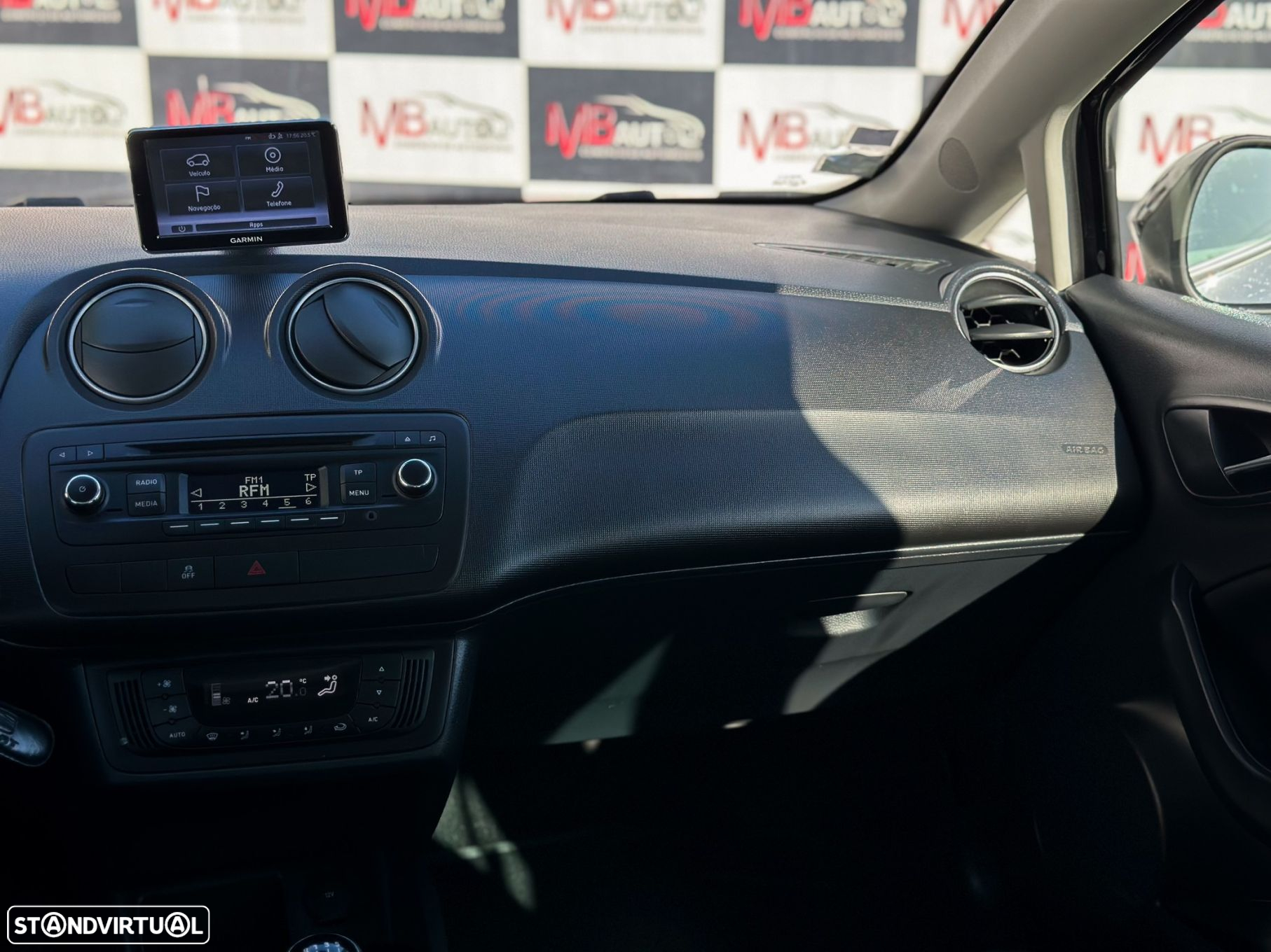 SEAT Ibiza SC 1.6 TDi FR - 38